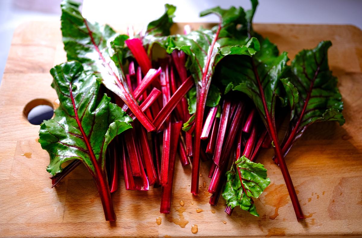 Chemical and Residue Free Beet Greens (150 grams)